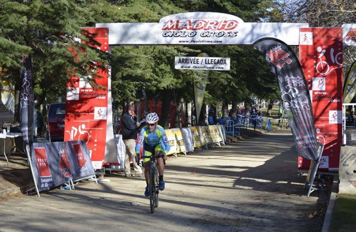 Ciclocross de El Escorial 2017 - Imagen de Carme Tomás - Oscar Moreno 4